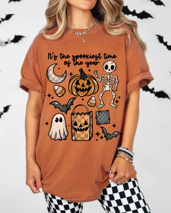 It's That Spooky Time of Year Tee