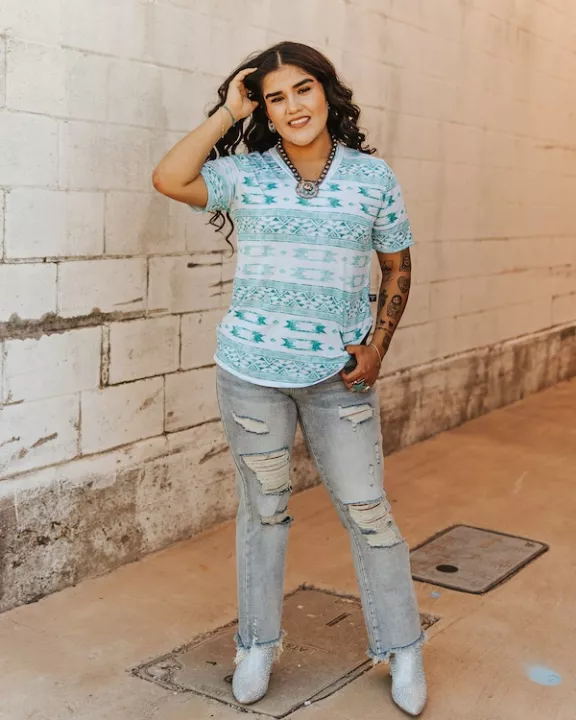 Plus Size Light Stone Wash High Rise Straight Leg Ripped Jeans (28.5in Inseam)