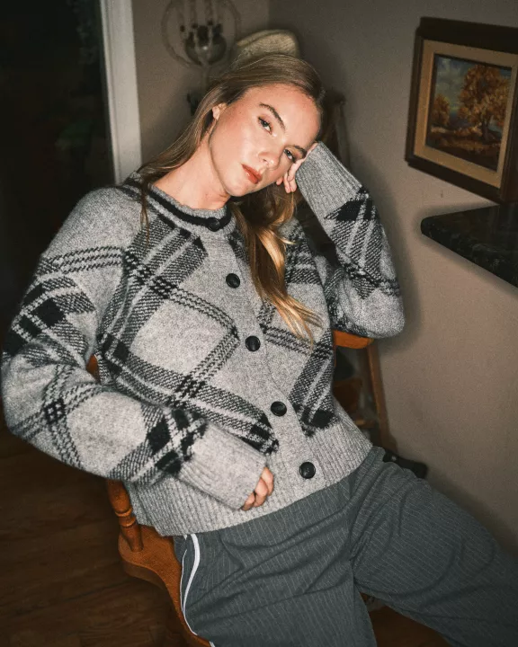 AJT5253 WARM PLAID PULLOVER CARDIGAN