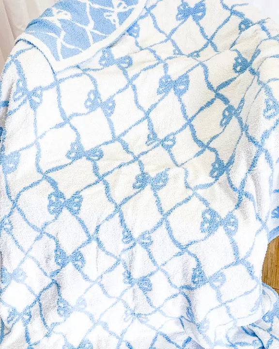 ETA 9/25 - Blue and White Bow Luxury Blanket