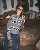 AJT5339 	 KNITTED CREW NECK PULLOVER IN ABSTRACT PRINT IN MULTI