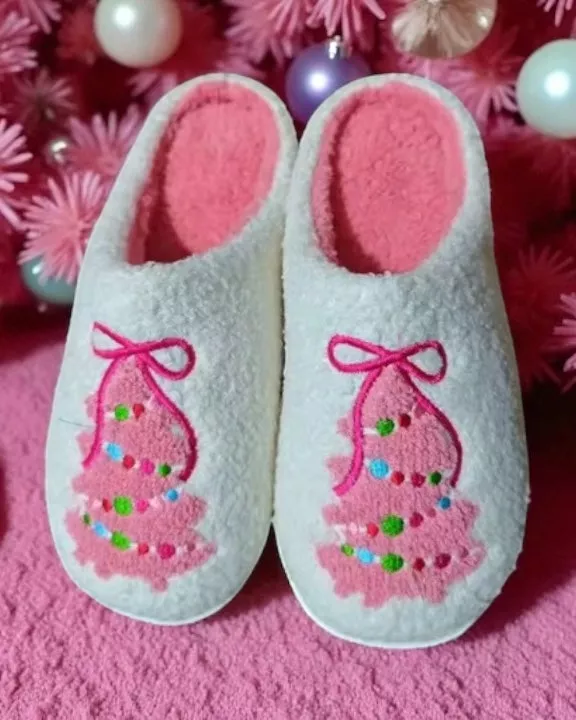 Pink Christmas Tree Slippers 9/15