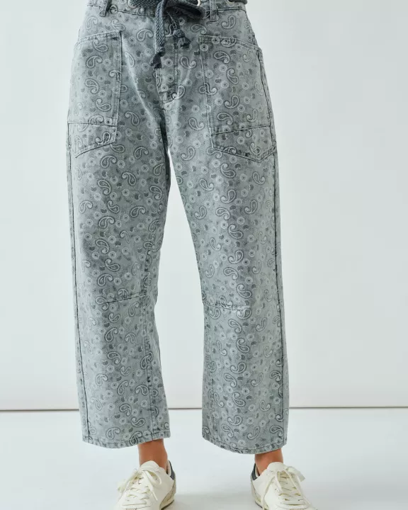 AJP5466 BARREL PAISLEY PRINT PANTS WITH EYELET WAIST