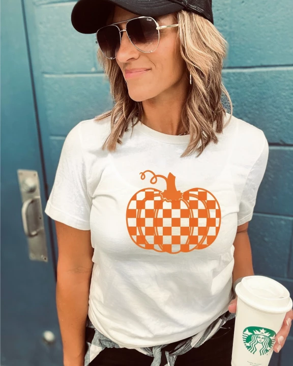 Checkered pumpkin tee