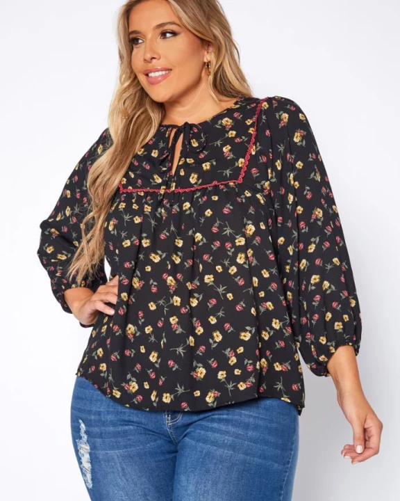 PLUS SIZE LACED FLORAL LONG SLEEVE TOP
