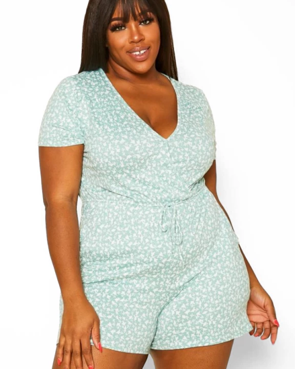 PLUS SIZE FLORAL SHORT SLEEVE ROMPER