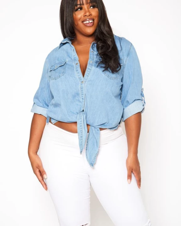 PLUS SIZE KNOTTED DENIM SHIRT