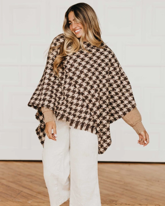 Hayley Houndstooth Shawl/Poncho