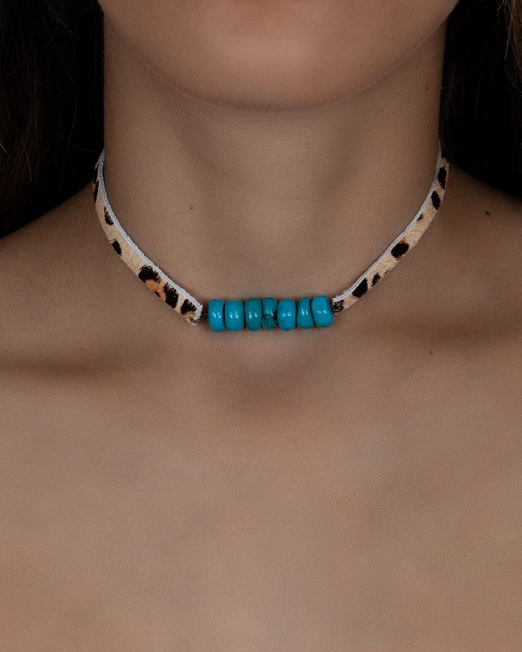 72697 - Faux Leather and Turquoise Necklace