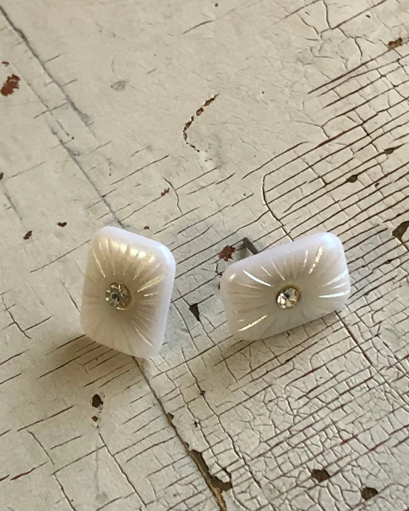 Pearl & Crystal Radiant Stud Earrings
