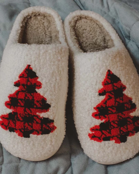 Buffalo Plaid Christmas Tree Sherpa Wholesale Slippers