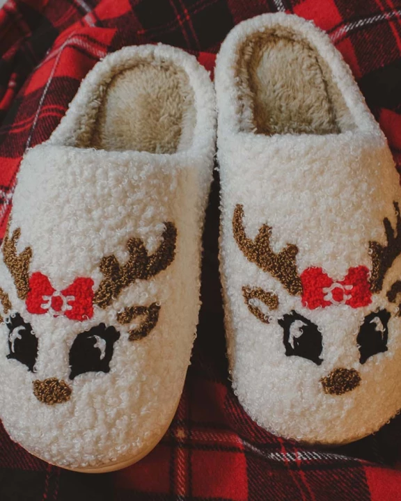 Reindeer Face Christmas Sherpa Wholesale Slippers