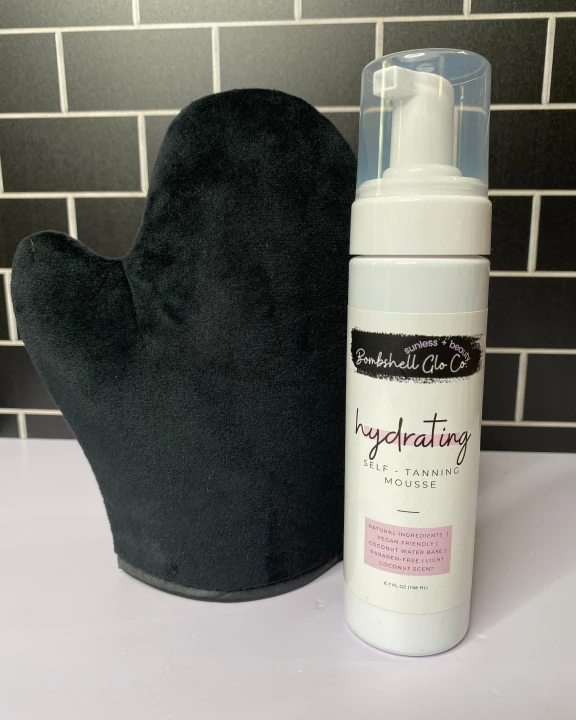 Hydrating Self Tanning Mousse + MItt Bundle
