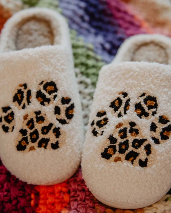 Paw Print Leopard Wholesale Sherpa Slippers