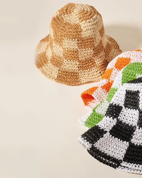 AZCH344508 - Checkered Straw Bucket Hat
