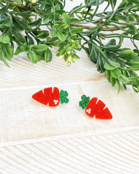 Acrylic Glitter Carrot Stud Earrings