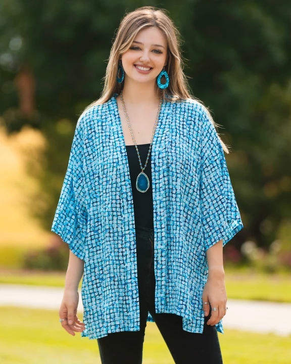8927 - Geometric Print Duster