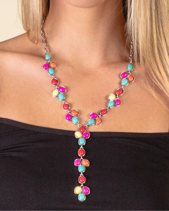 92015 - Dainty Squash Blossom Necklace
